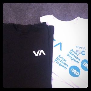 2 RVCA Men’s Shirts -Size M